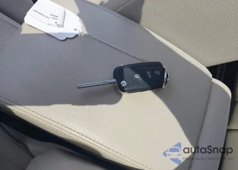 2015 Volkswagen Tiguan Se из США, поврежденный, VIN WVGBV7AXXFW573715